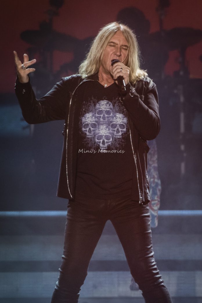 Concert Review and Photo Gallery: Def Leppard with Journey and Peter ...