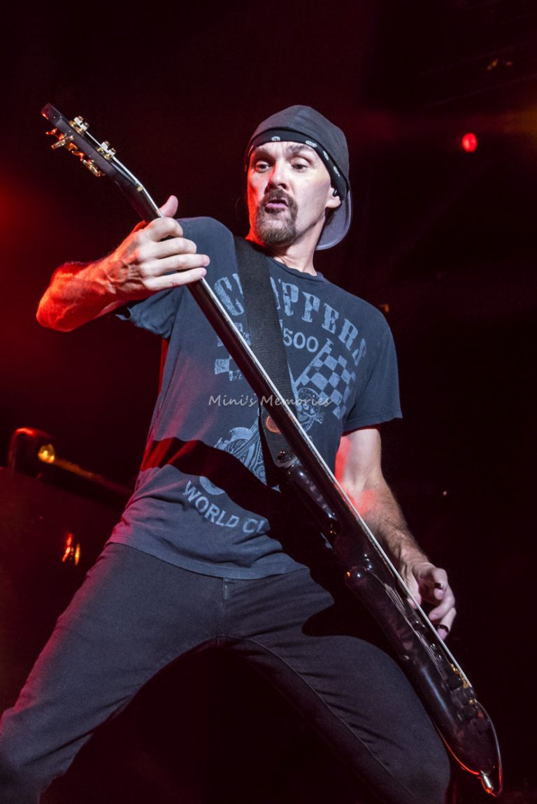 Photo Gallery Godsmack with Shinedown and Like A Storm at Darien Lake